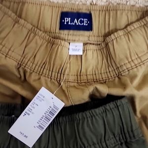 2 Pairs Boys shorts size 7